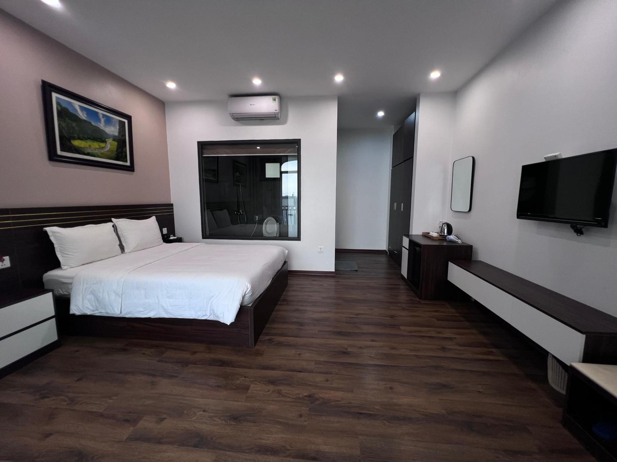 Lotus Hotel Ниньбинь Экстерьер фото