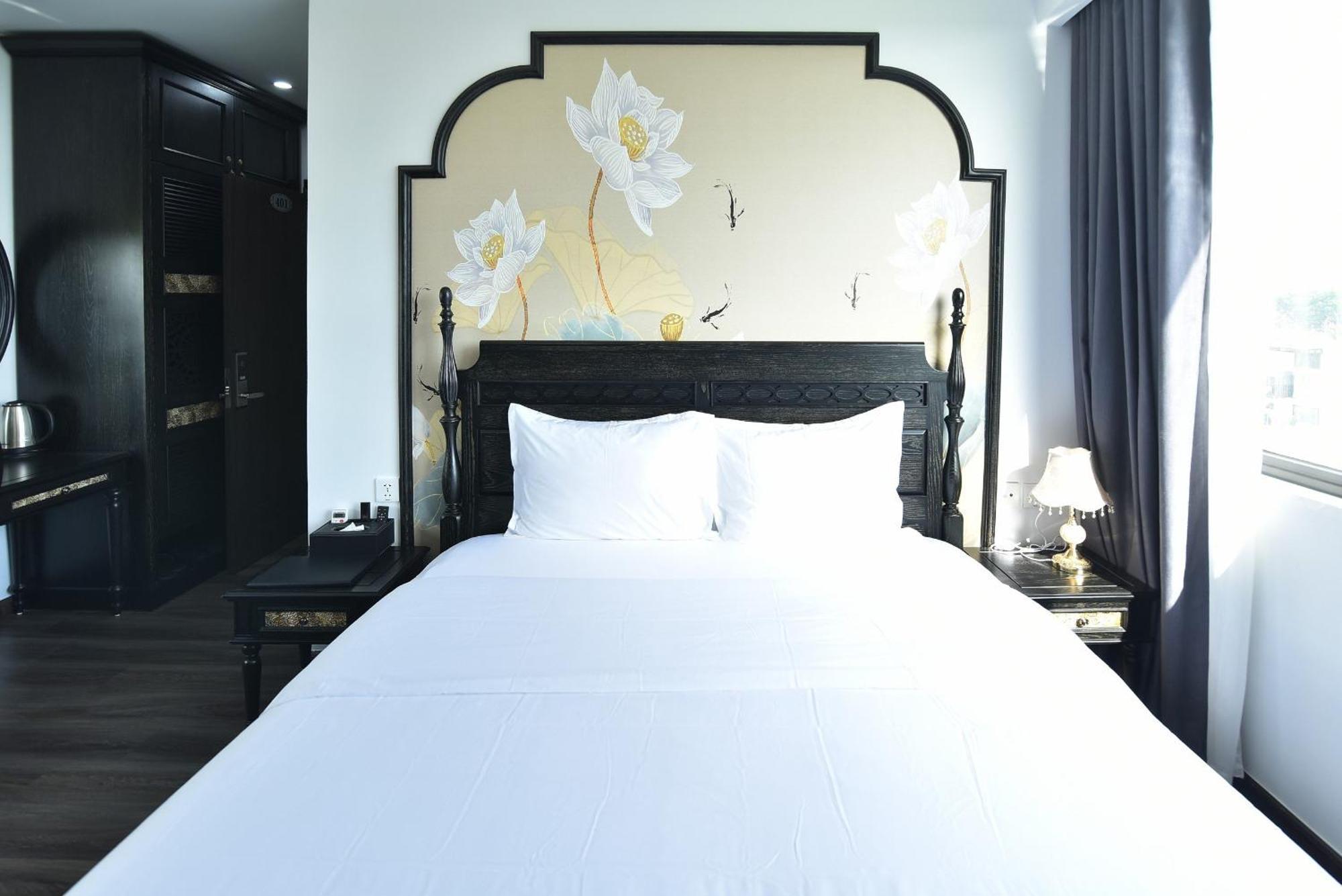 Lotus Hotel Ниньбинь Экстерьер фото