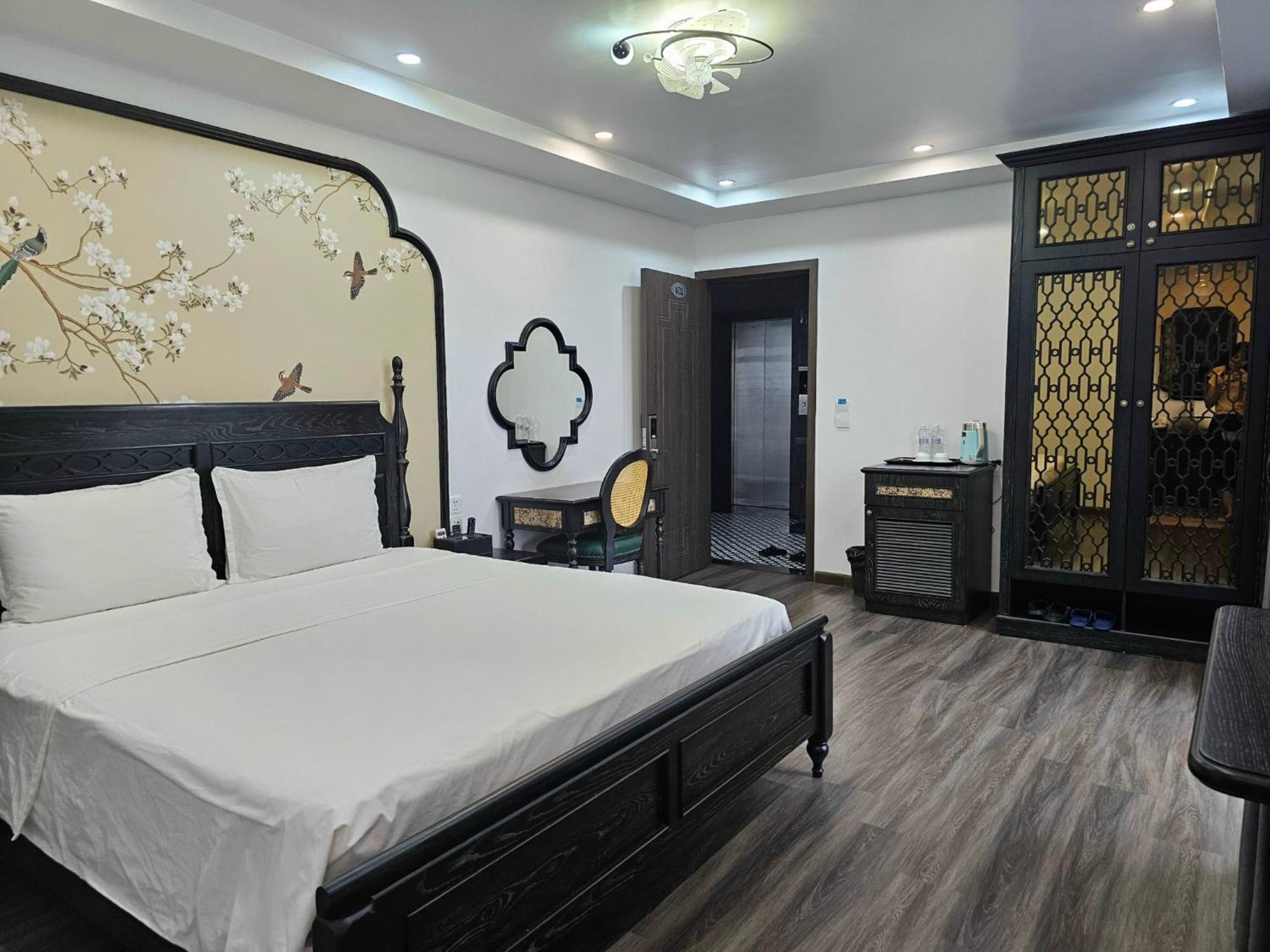 Lotus Hotel Ниньбинь Экстерьер фото